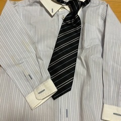 入学式、卒園式、ピアノの発表会などスーツ　エニファム　110の画像