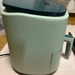 フライヤー