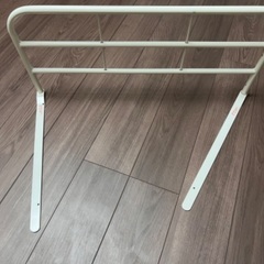 セミダブルベッド（コンセントあり、柵付き）の画像