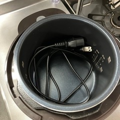 【受渡し決定済】電気圧力鍋の画像
