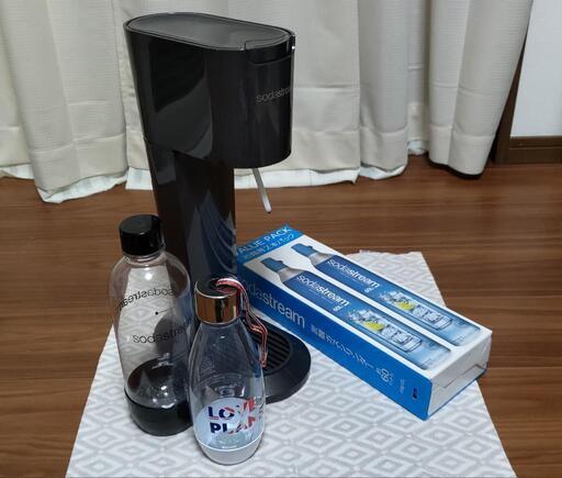 ソーダストリーム　炭酸水メーカー　交換用炭酸ガスシリンダー2本付き