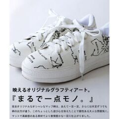 厚底デザインスニーカーの画像