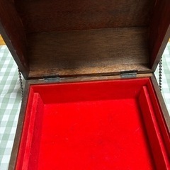 オシャレ‼️アンティーク　レトロ　箱　ボックス　アクセサリー入れの画像