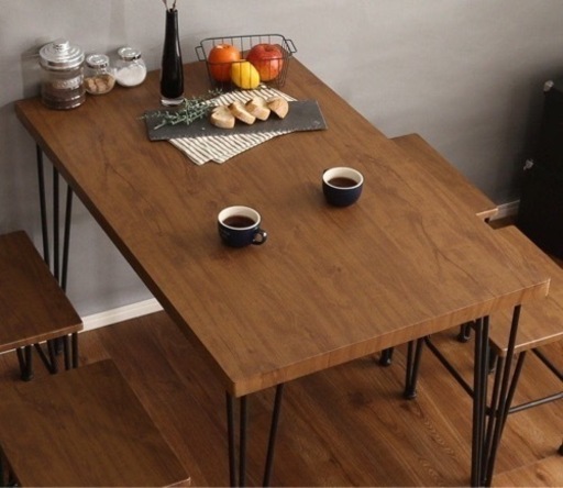 【5月23日まで！】ニトリヴィンテージテイストのコンパクトダイニングテーブル(幅110cm WAL)