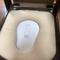 家具調トイレ　グラヴィーノ / PN-L22202　ソフト便座タイプの画像