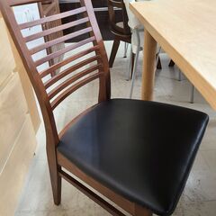 無印良品 木製座椅子 2脚セット 出品　美品 稀少な無印良品(MUJI)のタモ材を使用した曲木 座椅子 2脚セットです