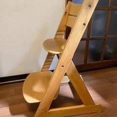 ベビーチェア　子供用椅子　高さ調整可能の画像