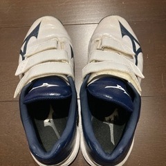 ミズノ　トレーニングシューズ