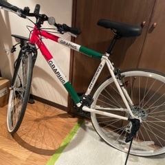 自転車　ロードバイクの画像