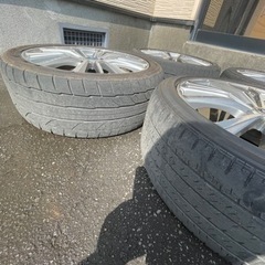 アルミホイール　
車のパーツ タイヤ、ホイールの画像