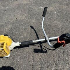 エンジン草刈機　26cc　新品未使用品