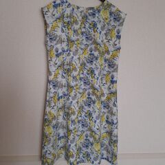 anana　ワンピース　Mサイズの画像