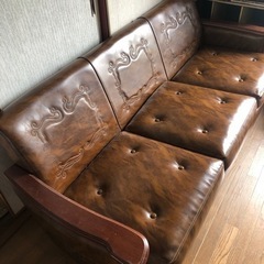 家具 ソファ1人用2つと2.3人用1つの画像