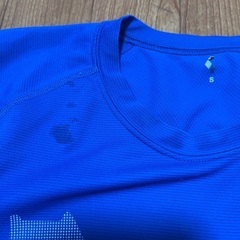 26日までに問い合わせがない場合、寄付します。mont-bell Tシャツ　サイズMの画像