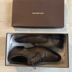 madras メンズシューズ　２６.５の画像