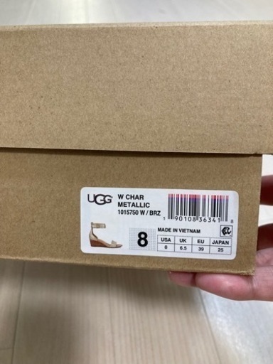 UGG ゴールドサンダル25cm