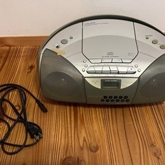家電 ポータブルプレーヤー CDプレーヤー【ジャンク】