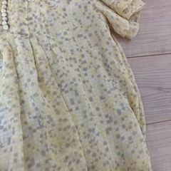 grove カットソーの画像