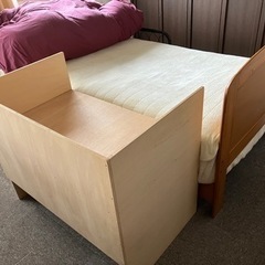 家具 新生児用添い寝ベッドの画像