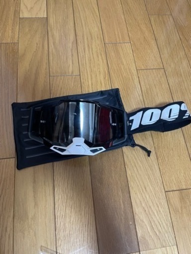 アイロー　ヘルメット　オフロード