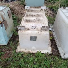家庭菜園されている方で水にお困りの方　お風呂の容器