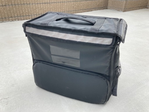 フードデリバリー用バック　ウーバーバック