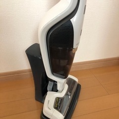 Electrolux  訳アリ　掃除機　ハンディ掃除機の画像