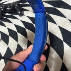 ゲーミングヘッドホン
の画像