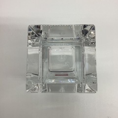 取りに来られる方限定！！　Baccarat   フラワーベース　コロンビーヌ　未使用品　箱付きの画像