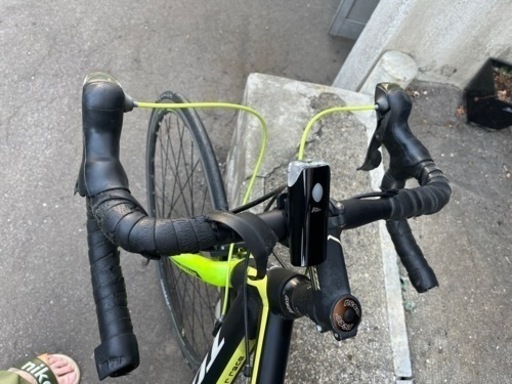 自転車 クロスバイク (みい) 近文のクロスバイクの中古あげます