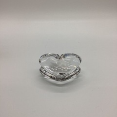 取りに来られる方限定！！　Baccarat   ペーパーウェイト　ハートクリスタル　箱付きの画像