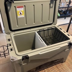 【定価約4万円】DVERG  アイスランドクーラーボックス 45QT の画像