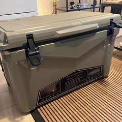 【定価約4万円】DVERG  アイスランドクーラーボックス 45QT の画像