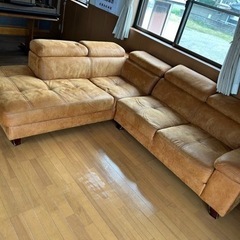 ソファーの画像