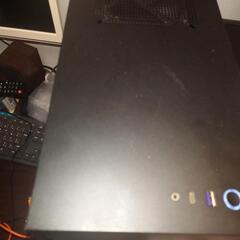 ゲーミングパソコンの画像