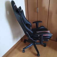 商談中【美品】GT RACING  ゲーミングチェアの画像