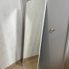 IKEA 姿見LINDBYN リンドビーン