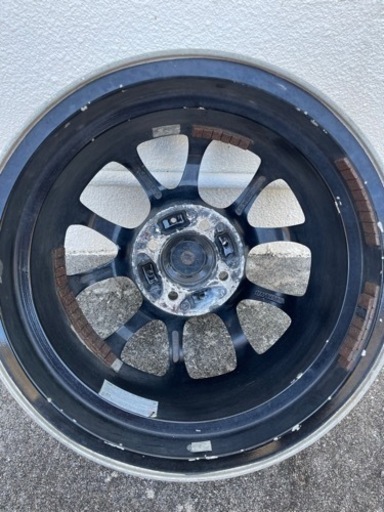 車のパーツ タイヤ、ホイール