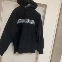 Supreme シュプリームパーカー 売ります