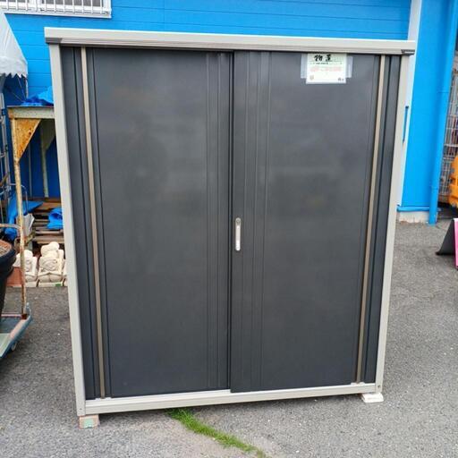 TAKUB0 物置　カギあります。 ※配送不可です。