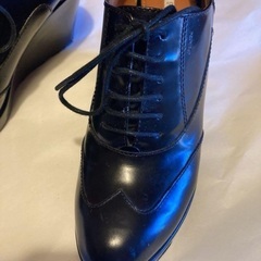 GEOX （ジェオックス） イタリア産 レースアップ ウェッジソールローファー（黒）の画像