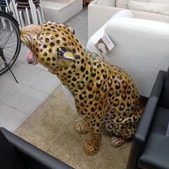 陶器　ヒョウ ※歯２本折れてます。