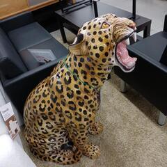 陶器　ヒョウ ※歯２本折れてます。