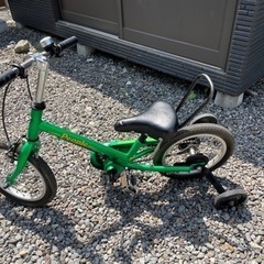 子供用　補助輪付き自転車　16インチ