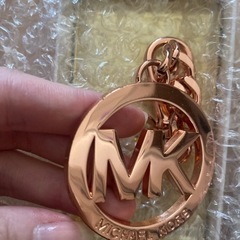 MICHAEL KORS🤍キーホルダーの画像