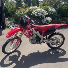 動画有ホンダCRF250Rインジェクションモデル ヨシムラマフラーの画像