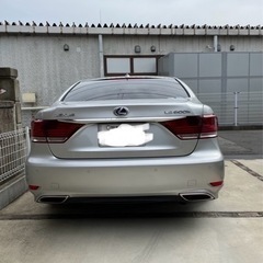 平成27年式レクサスLS600hの画像
