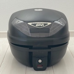 GIVI バイク用リアボックス　30L 本体のみの画像