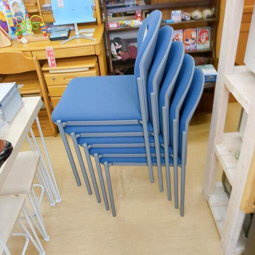 特価セール✨イトーキ✨スタッキングチェアー５脚セット・家具 椅子 ダイニングチェア【こちらは店舗です。浜村鹿野温泉ICから3分 買取本舗 宮本リサイクル 営業時間9～19時 定休日水曜のみ←連絡できませんm(_ _)m】
