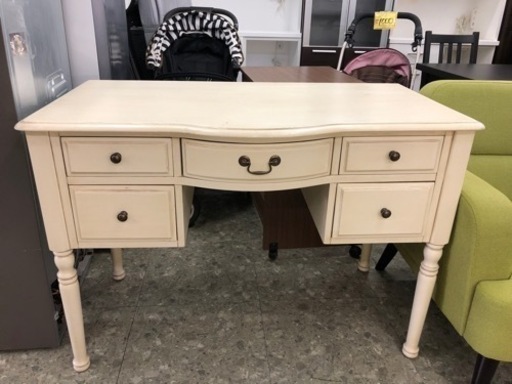 ホワイトアンティーク机